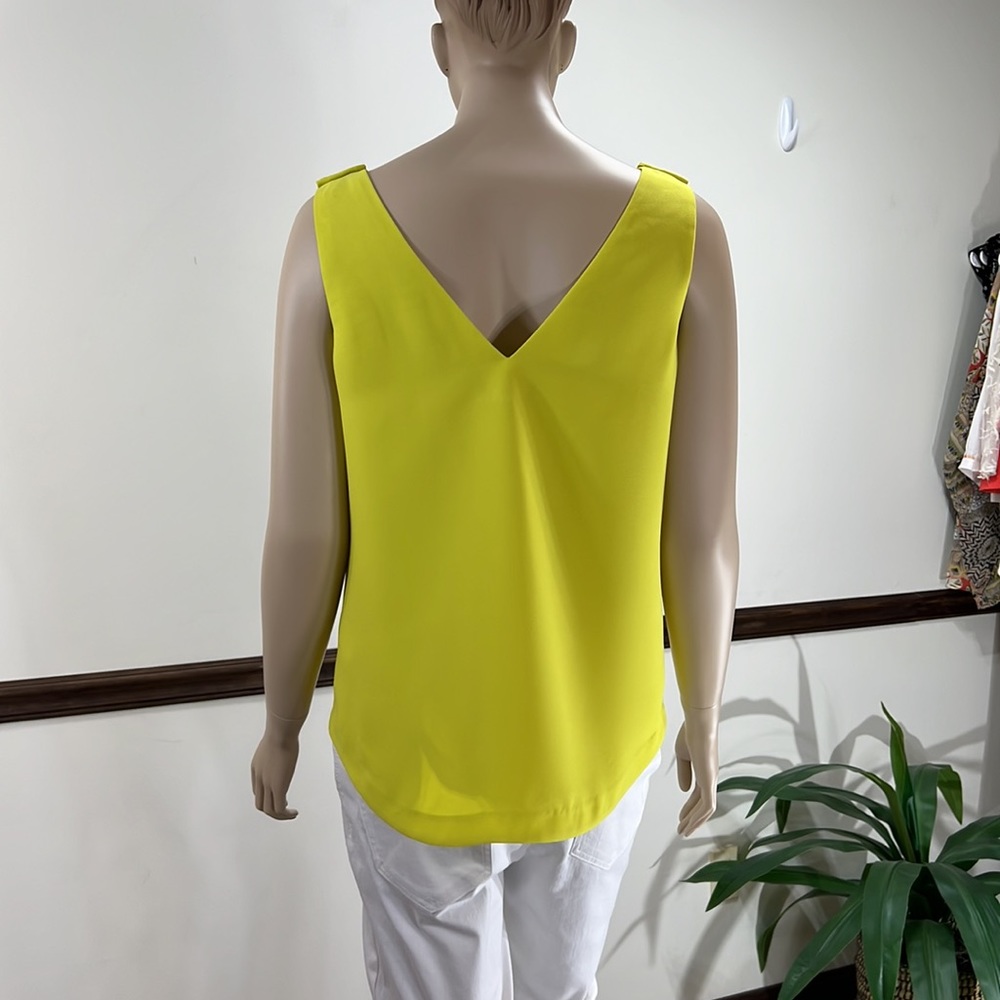 Banana Republic chartreuse (yellow) sleeveless top. - Picture 3 of 4